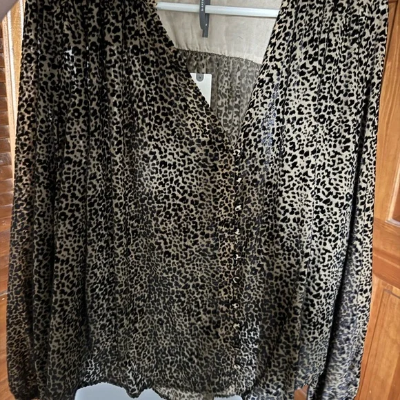 Anthropologie Leopard Print Blouse - Picture 5 of 5